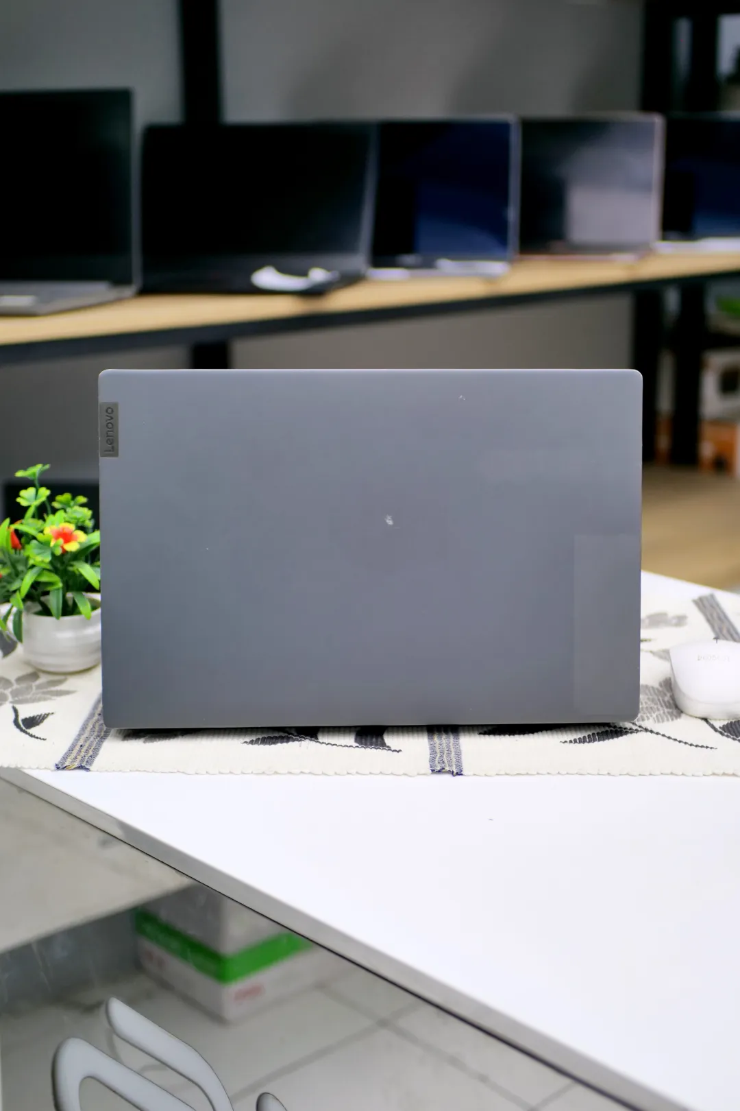Lenovo IDEAPAD 5 14ALC05 foto 4