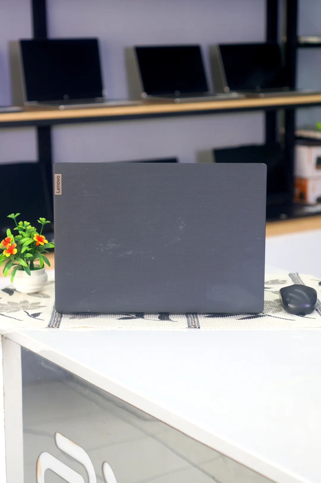 Lenovo IDEAPAD 3 14IGL05 foto 4