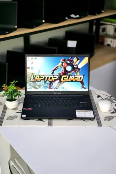 Laptop ASUS VIVOBOOK E1404F AMD RYZEN 3 7320U RAM 8GB 256GB second di Jogja