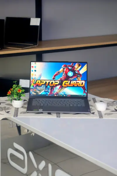 Laptop LENOVO YOGA PRO 7 14IMH9 INTEL ULTRA 7 155H RAM 32GB SSD 1TB second di Jogja