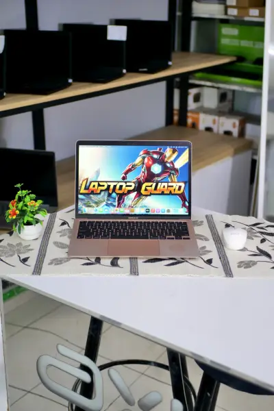 Laptop APPLE MACBOOK AIR M1 APPLE M1 8GB 256GB second di Jogja