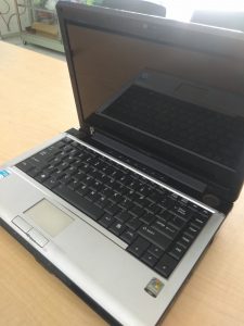 Servis Laptop Toshiba M200